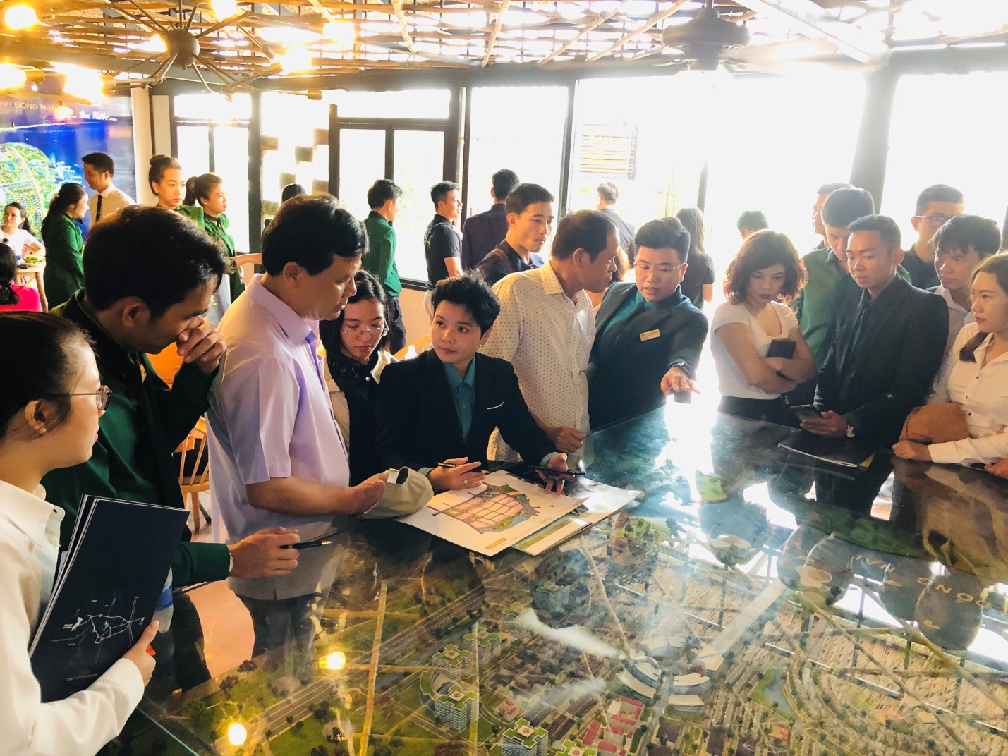 Giải mã “xu hướng kiến trúc bán cổ điển tại các đô thị xanh”